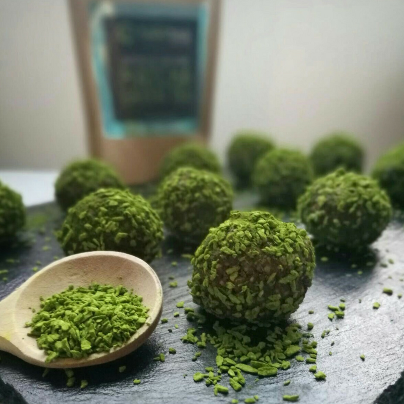 Matcha, cocoa and hazelnut bliss balls – Taiki Tea